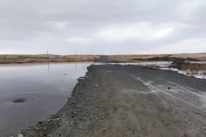 Три перелива на автодорогах - костанайский ДЧС о паводковой ситуации