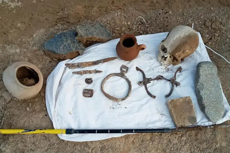 وزبەكستاندا كونە تۇرىك قاعاندىعى داۋىرىنەن قالعان جەرلەۋ ورنى تابىلدى