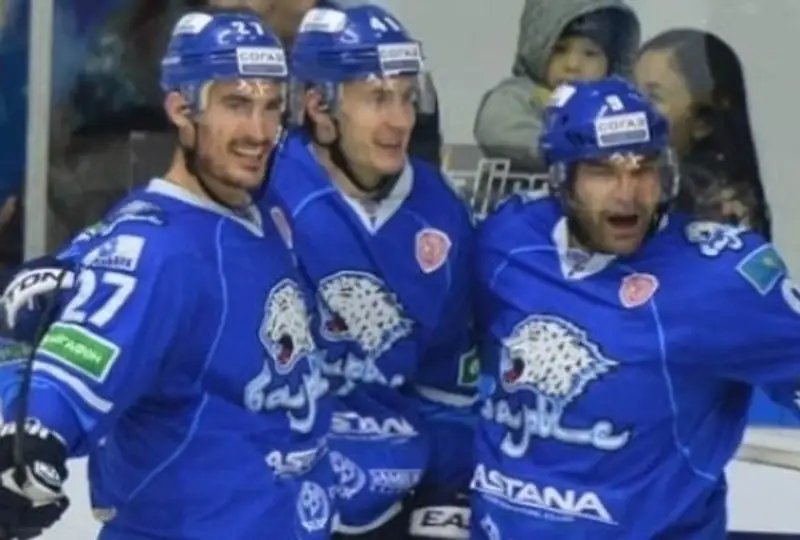 Легендарная тройка «Барыса» вошла в пятерку самых результативных звеньев в истории КХЛ