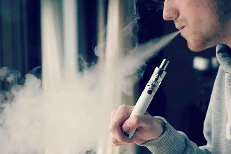 ا ق ش- تا ۆەيپ تەمەكىسىن شەككەن 33 ادام كوز جۇمدى