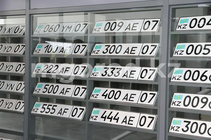 Более 73 млн тенге потратили автолюбители ЗКО на VIP-номера