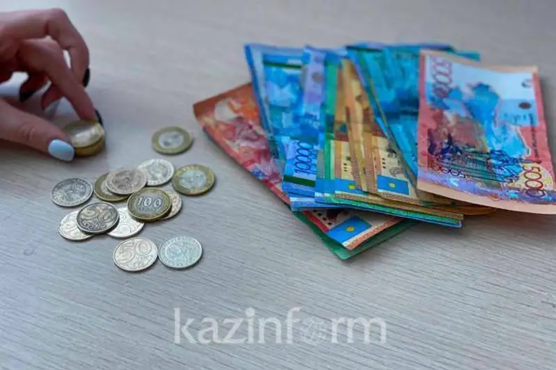 С начала года многодетные семьи получили пособия на сумму 54,4 млрд тенге