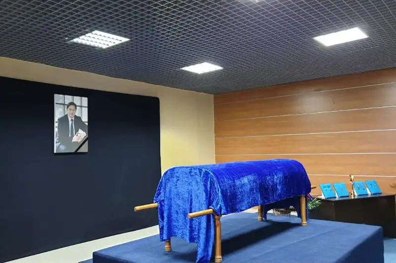 حالىق بەيسەن قۇرانبەكتى سوڭعى ساپارعا شىعارىپ سالدى