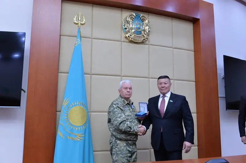 Госнаграды ветеранам афганской войны вручил депутат Мажилиса