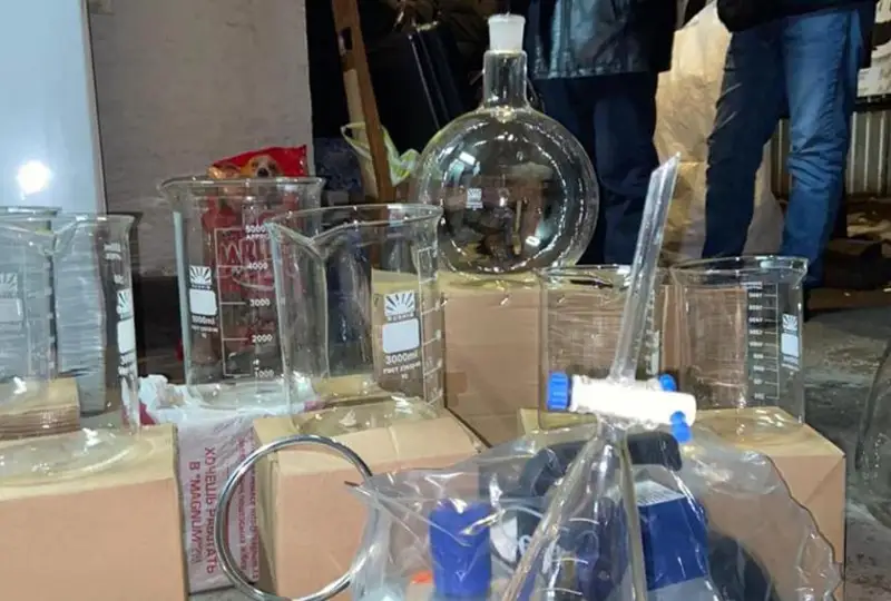 Qazaqstan aýmaǵynda 11 esirtki zerthanasy joıyldy
