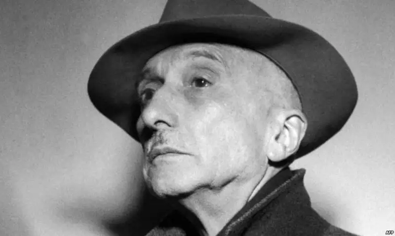 زۇلىمدىقتىڭ باستاۋىن ىزدەگەن جازۋشى