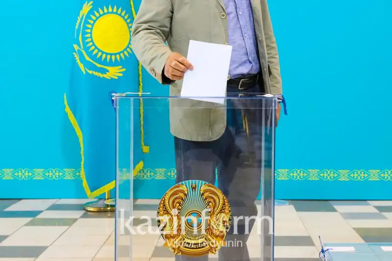 Голосование на референдуме заканчивается в Атырауской области
