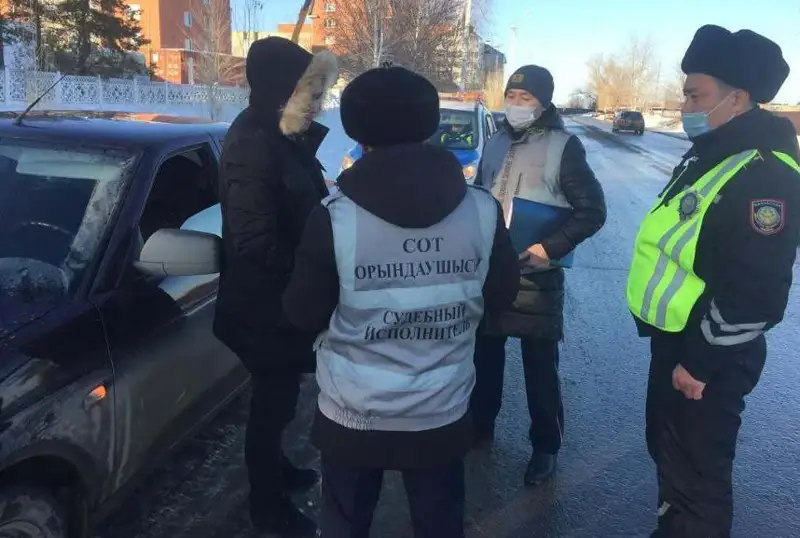 Россиянина с 27 нарушениями ПДД задержали в Костанайской области