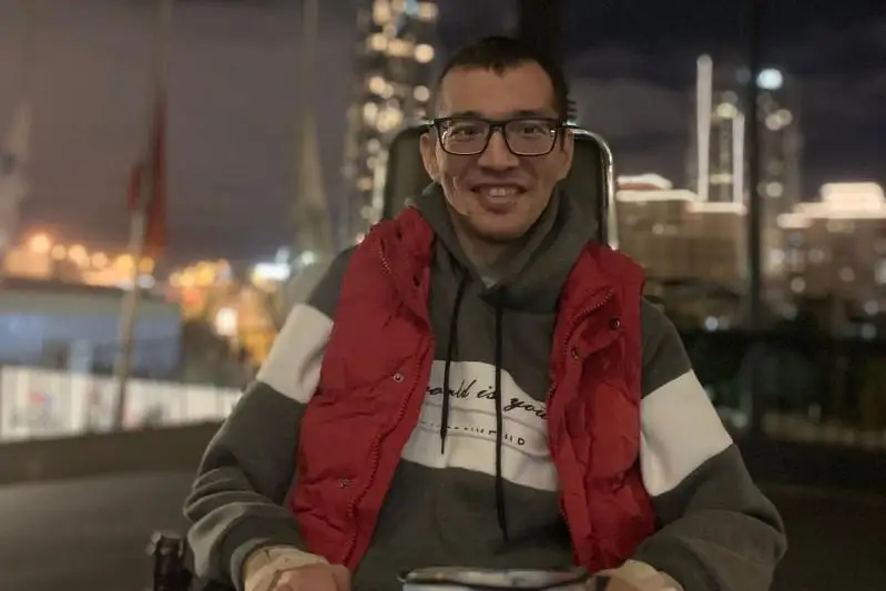 تىسىمەن ءماتىن تەرەتىن بلوگەر تۇركيادا ەمدەلىپ جاتىر