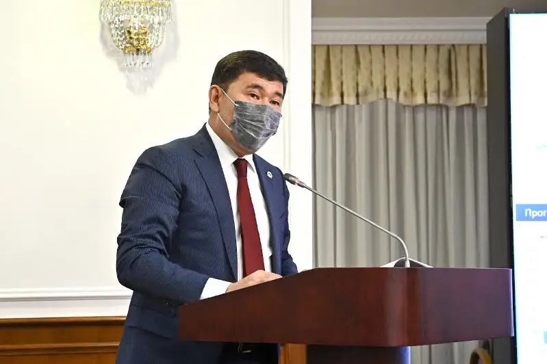 Qazaqstan KVI-ge qarsy vaktsınalaý boıynsha 103-orynda tur – Jandos Búrkitbaev