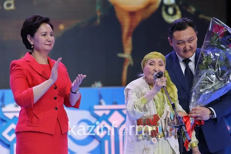 Театр қайраткерлеріне &laquo;Саxнагер-2017&raquo; сыйлығы табысталды