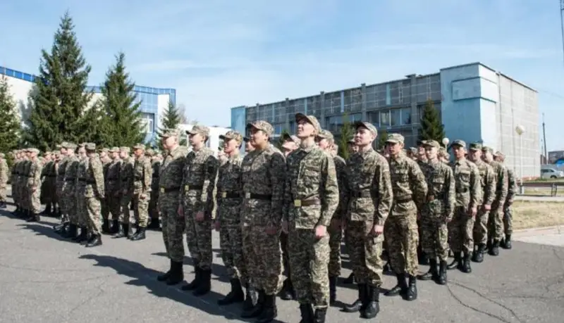 Информацию о закрытии военной кафедры опровергли в вузе СКО