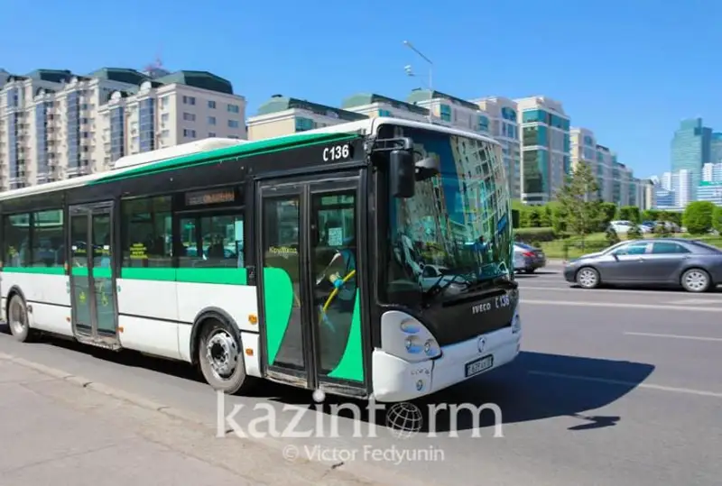 Elordada jol jóndeý jumystaryna oraı 4 avtobýstyń júrý baǵdary ózgerdi