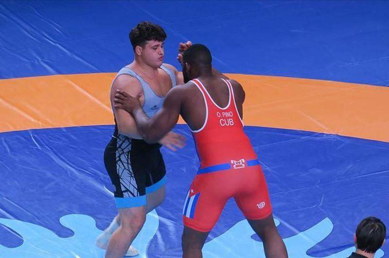 Wrestling worlds: Turkey's Riza Kayaalp wins Greco-Roman title