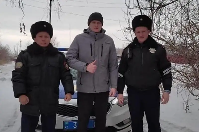 Водителя с гипертоническим кризом спасли полицейские в Акмолинской области