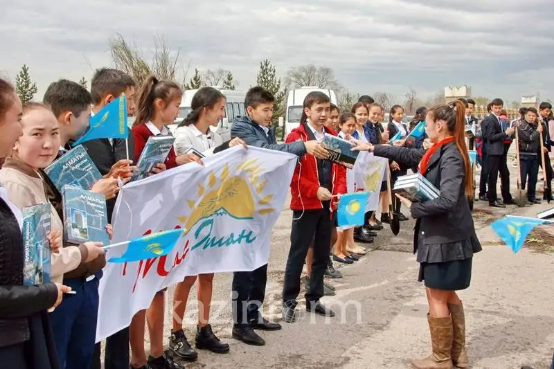 Боралдайдағы Сақ қорғандары 18-19 ғасырларда аяусыз тоналған  - Сержан Саров