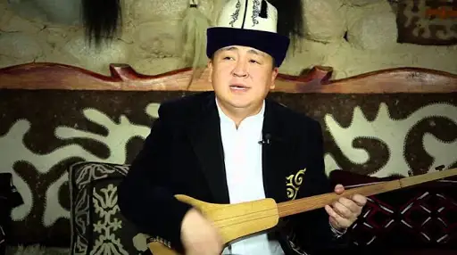 قىرعىز ەلىنىڭ داڭقتى ايتىس اقىنى - ەلميربەك يماناليەۆ  ومىردەن ءوتتى