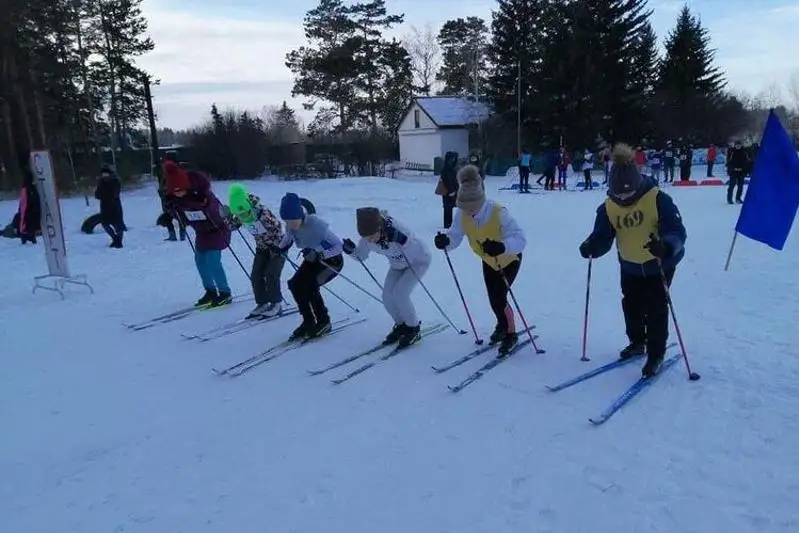 Более 1000 акмолинцев приняли участие в массовом лыжном забеге