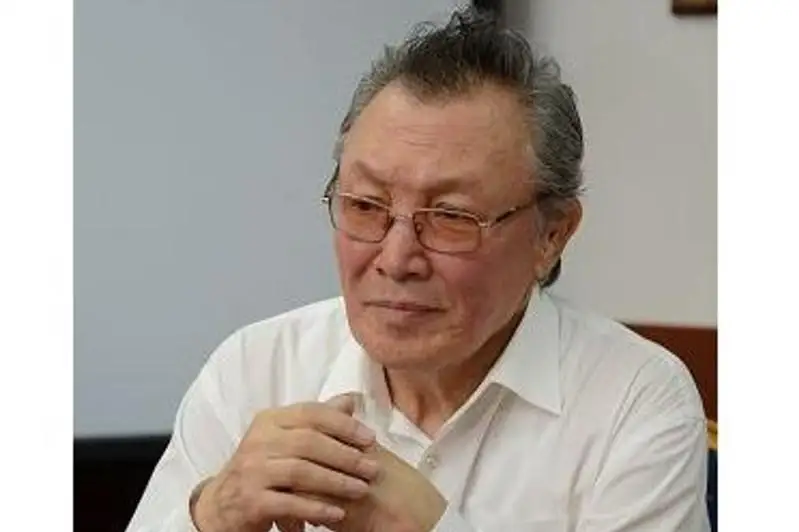 تولەن ابدىك: اقيقاتتان بيىك اقساقال جوق