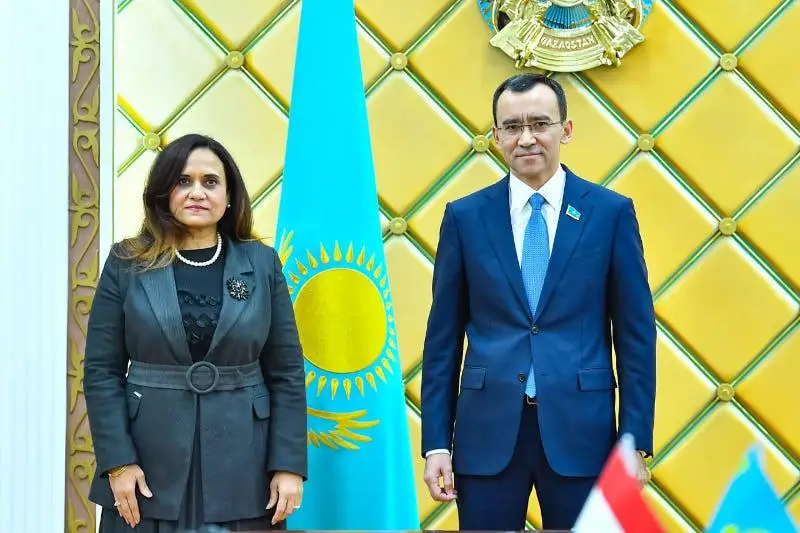 Máýlen Áshimbaev Mysyrdyń Qazaqstandaǵy Elshisimen kezdesti