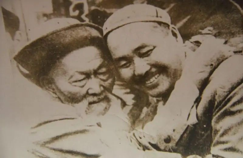 ۇلىلىق سىرى: اقىن جامبىل مەن جازۋشى ءسابيت