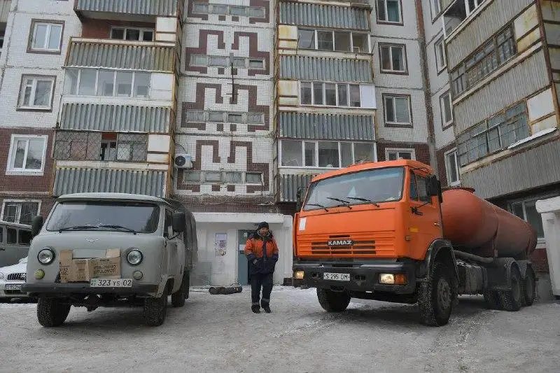 Одиннадцать домов в Экибастузе все еще остаются без подключения к теплу – акимат