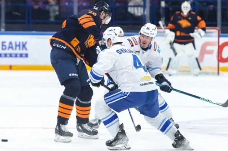 Где и во сколько смотреть прямую трансляцию первого матча «Металлург» — «Барыс» в плей-офф КХЛ
