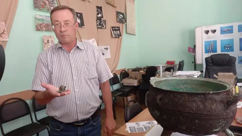 Qaraǵandy oblysynyń arheologtary biregeı artefaktiler tapty