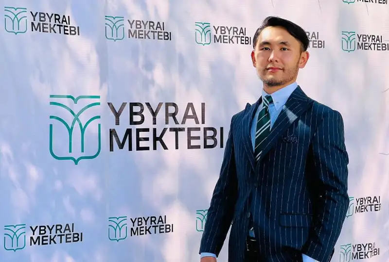 Не работа, а призвание: столичный школьник  переехал вслед за учителем в село