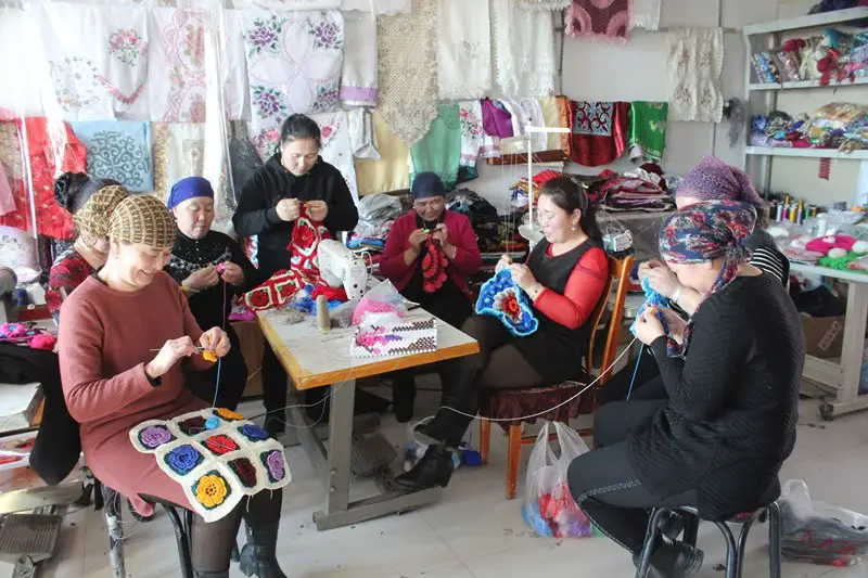 Қазақстан инвестиция салуға ең қолайлы елдердің бірі  - Шетелдегі қазақ тілді БАҚ-қа шолу