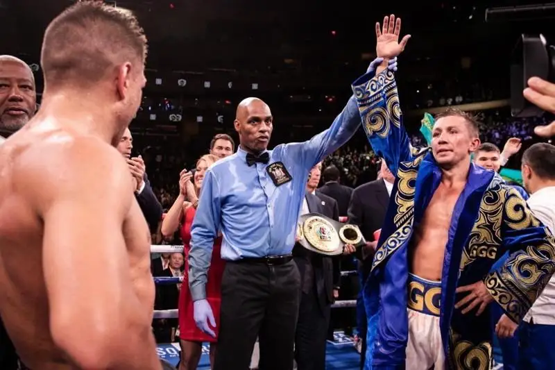 گولوۆكين الەمنىڭ ۇزدىك بوكسشىلارىنىڭ بەستىگىنە ەندى