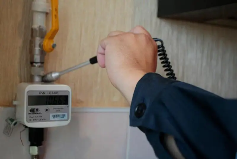 В социально уязвимых семьях в Атырау установят 1500 газоанализаторов