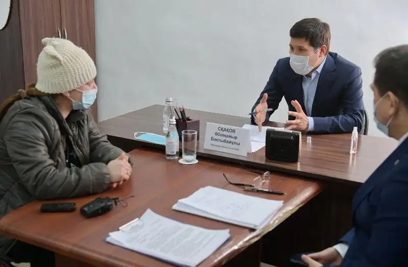 Jer, sý, joldar: Pavlodar oblysyndaǵy eń shalǵaı aýyldyń halqyn ne alańdatady