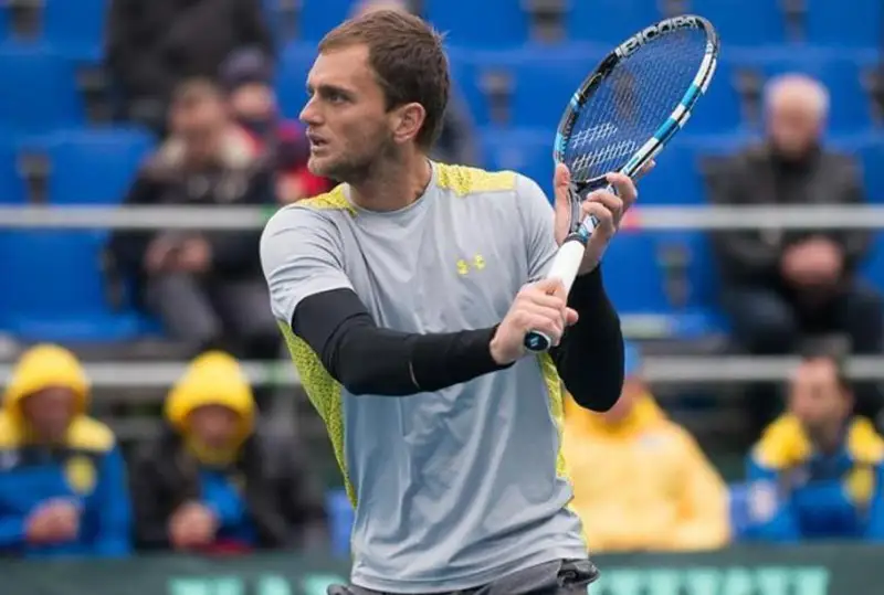 Теннисист Александр Недовесов не прошел в полуфинал турнира в Хорватии