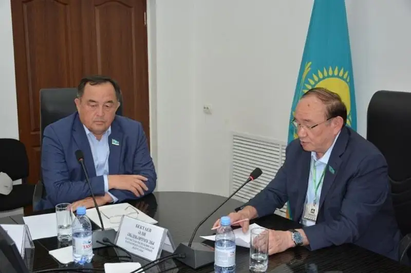 Вопросы улучшения качества сельхозпродукции обсудили сенаторы