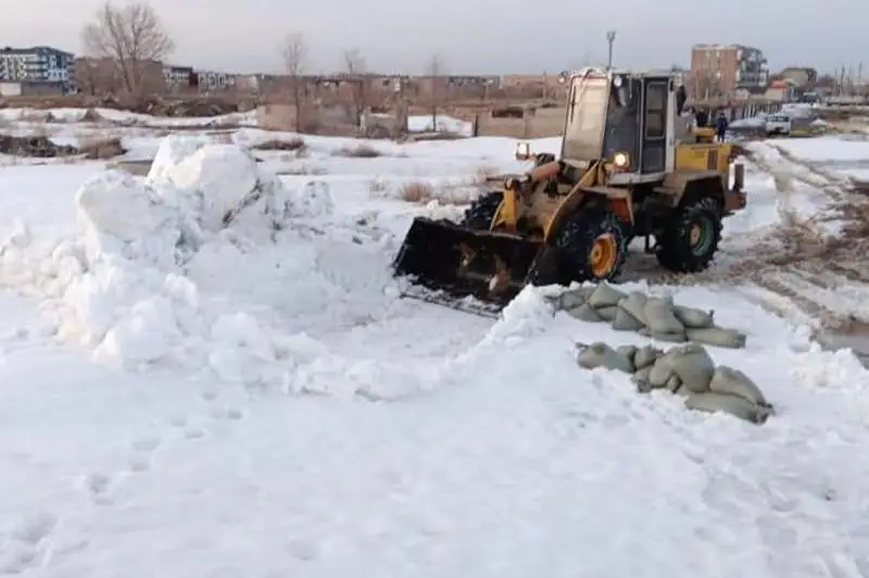 Более 80 сообщений об угрозе подтопления дворов поступило в Карагандинской области