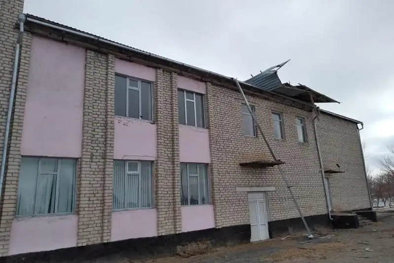 Қазалыда қатты желден бірқатар нысандардың шатырына зиян келді - Қызылорда