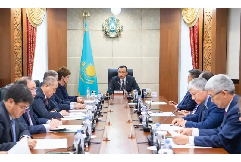 Поправки в договор о противодействии отмыванию денег рассмотрят в Сенате Парламента РК