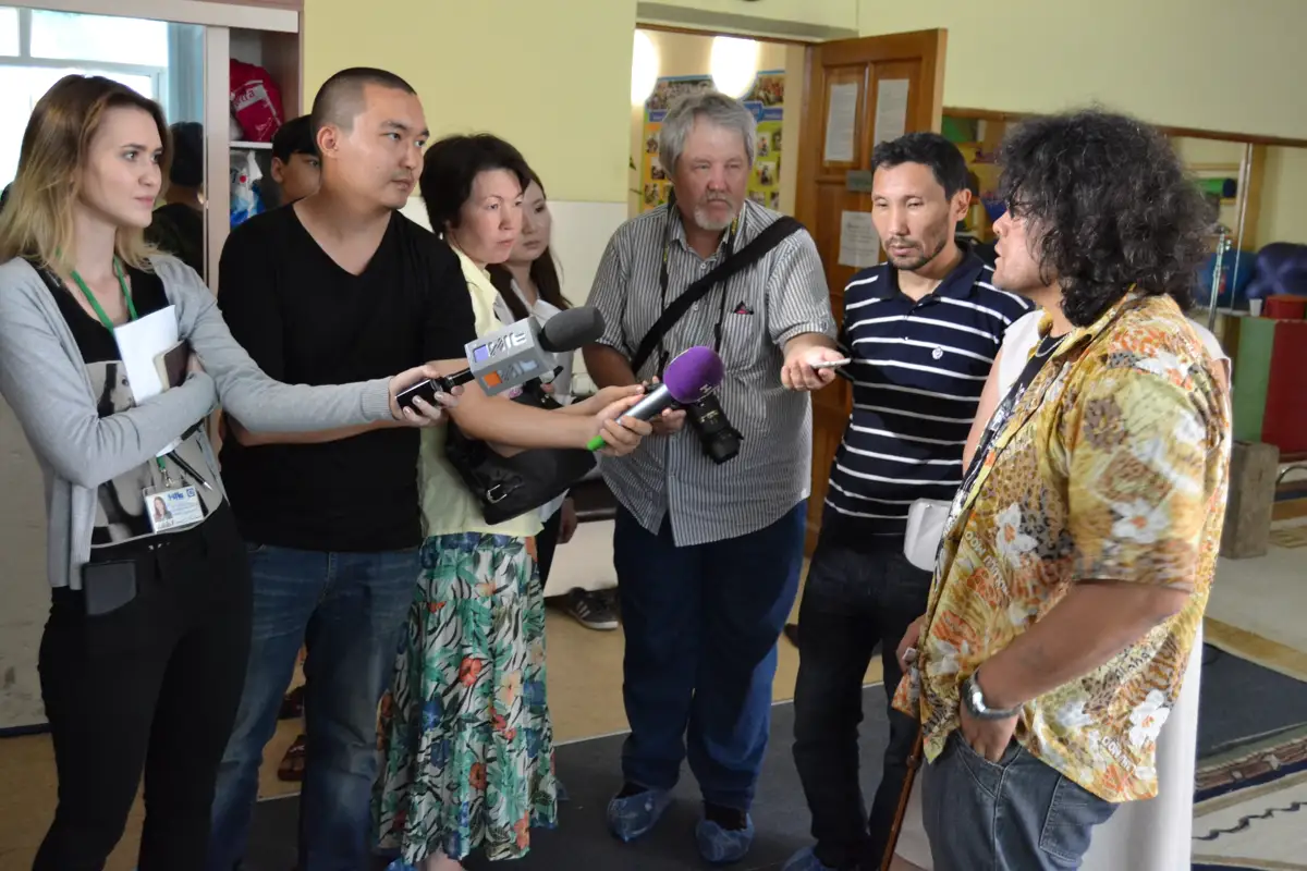 Сал ауруына шалдыққан бойжеткен киноға түспек