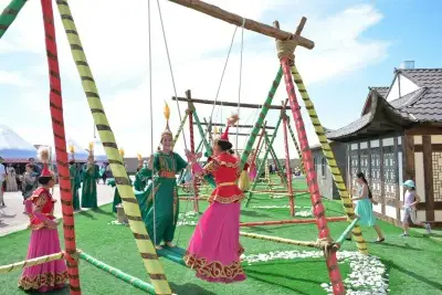 ЭКСПО-2017: Дүниежүзі қазақтары құрылтайының делегаттары Ақмола облысының этноауылында болды