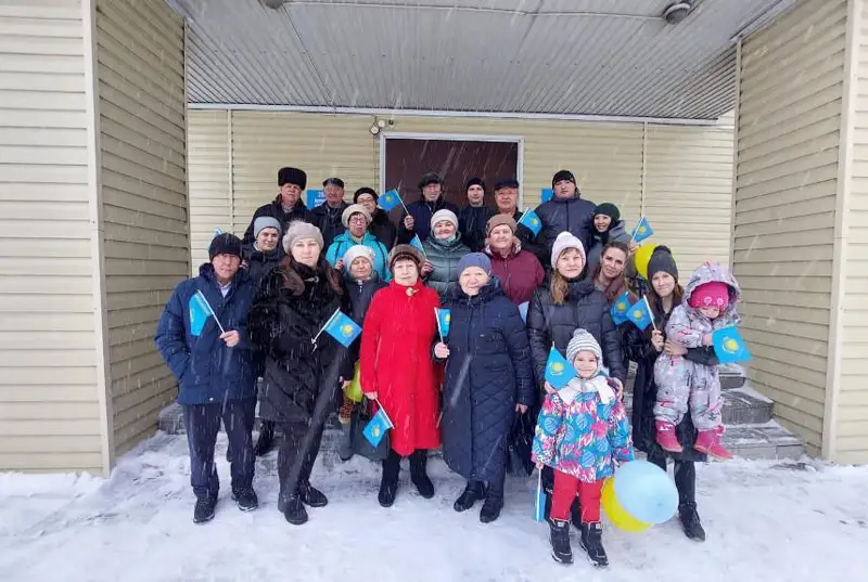 Целой улицей отправились на выборы жители Усть-Каменогорска