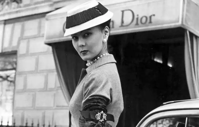 ال ءسىز، اتاقتى كريستيان ديوردىڭ مۋزاسى قازاق قىزى بولعانىن بىلەسىز بە؟