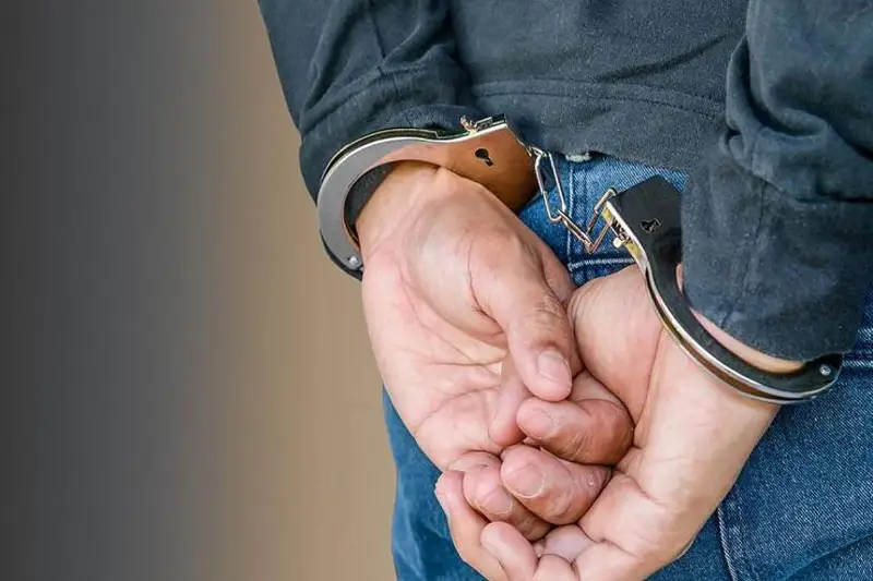 Алматыда қару-жарақ дүкенін тонады деген күдікпен ер адам ұсталды