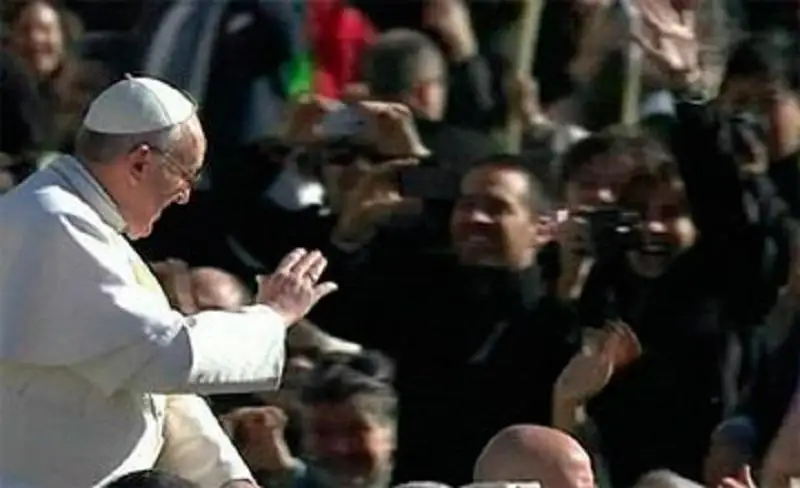 Папа Франциск похвалил жителей итальянского города Аквила