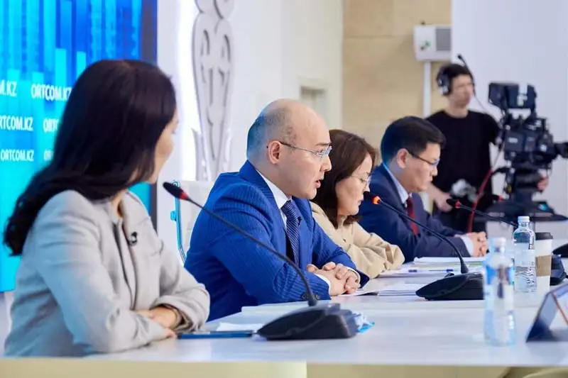 Birneshe jyljymaıtyn múlki bar adamǵa sán-saltanat salyǵyn salý qarastyrylýda