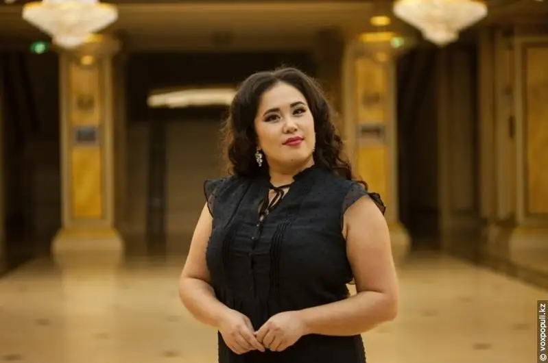 كارانتيندەگى جۇلدىز: وپەرا ءانشىسى كونسەرت بەردى