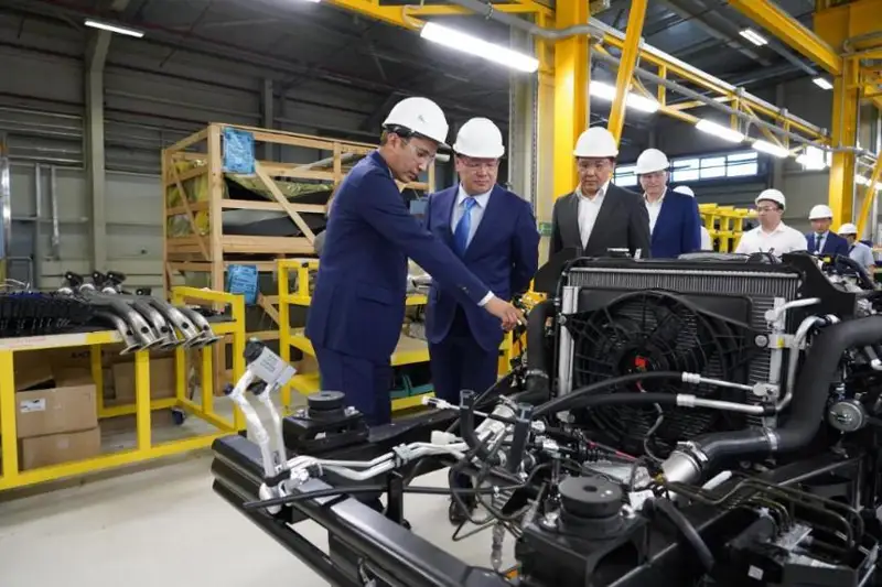 Столичный завод по сборке спецтехники полноценно обеспечивает внутренний рынок - Мининдустрии РК