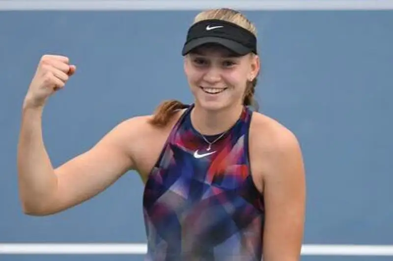 Рыбакина вышла в 1\4 престижного турнира в США на шестую ракетку мира
