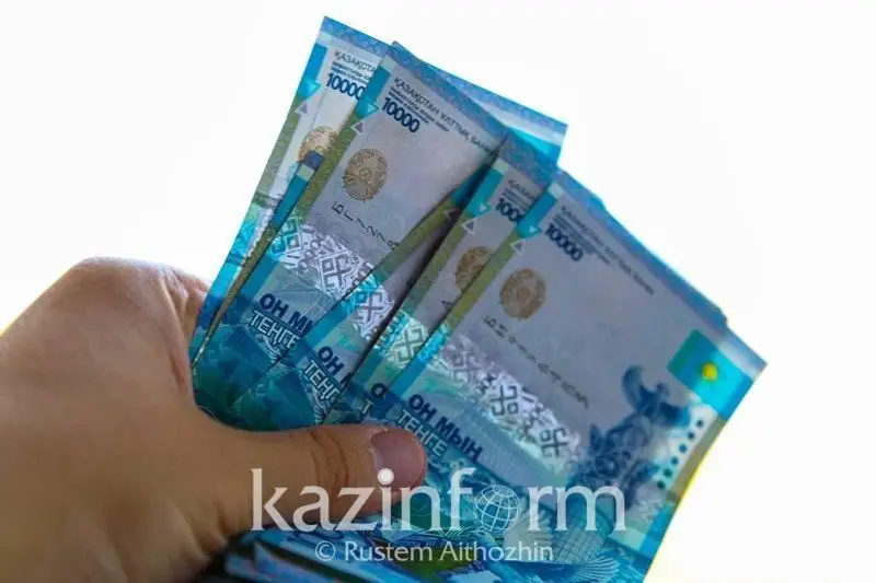 الماتى بازارلارىنان اقشا جيناعان شەنەۋنىك ۇستالدى