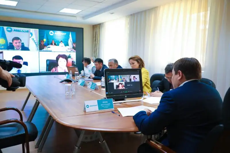 Aýyz sý máselesi sheshilmedi, uńǵyma da, qudyq ta joq - aýyl turǵyny